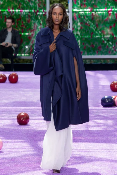 Look 34